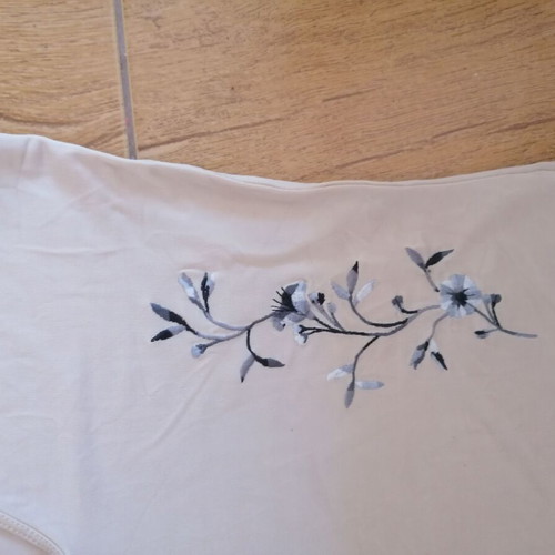 Swish jeans top S/M, beige with floral detail