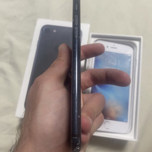 iPhone 7 Black 32GB used with damaged camera and intact screen
