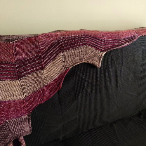 Handmade shawl new, 100% merino wool, gray-purple