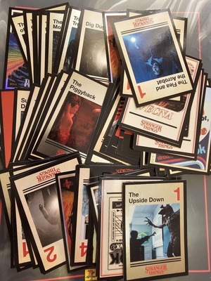 Κάρτες Panini Stranger Things σαν καινούργιο, πακέτο με άλμπουμ