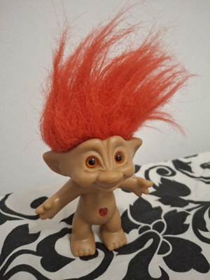 Ace Novelty Vintage Troll Doll 90s, red hair and navel heart