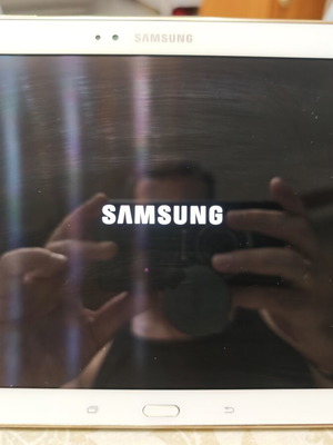 Samsung GALAXY Tab S 10.5 tablet with original case