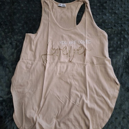 Women's beige t-shirt medium like new