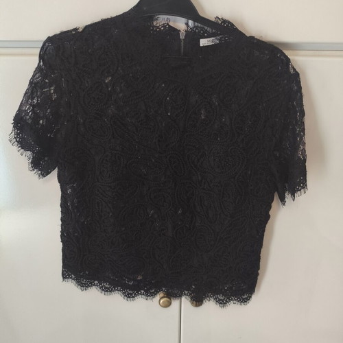 Zara black lace short-sleeve blouse like new with back zipper and cord