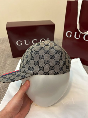 Gucci cap new, size M