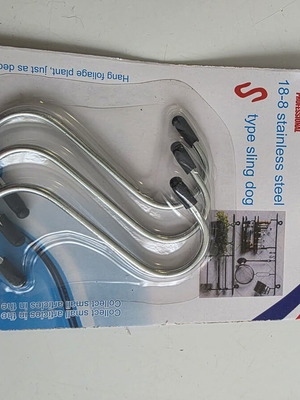 N&B stainless steel S-hooks with black caps
