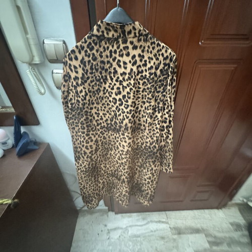 Leopard print shirt Shein size M like new, brown