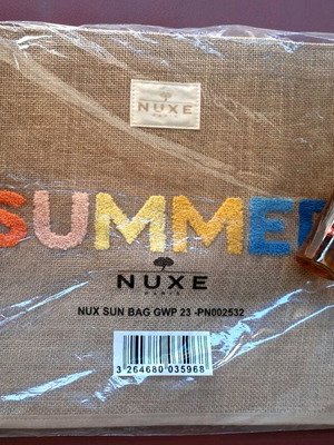 Αδιάβροχο λάδι μαυρίσματος Nuxe SPF 50 250ml με δώρο τσάντα θαλάσσης