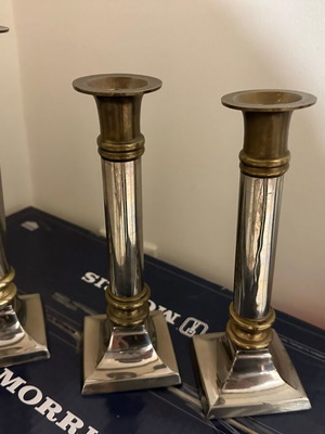 Set of 2 silver-plated candlesticks with gold details