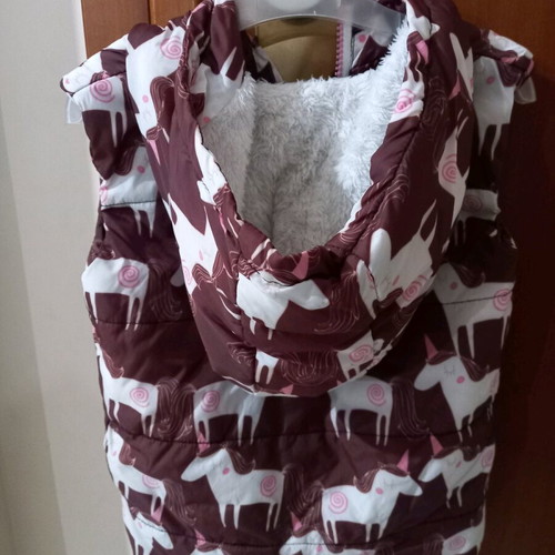 Miss Ebita sleeveless jacket No.4 like new with unicorn design, burgundy