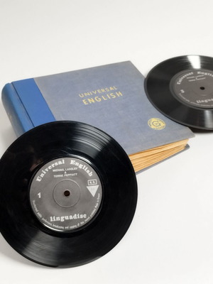 Universal English collectible vinyl record set used, 22 discs 1965