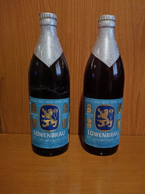 Lowenbrau beer from the 80s like new, two sealed bottles