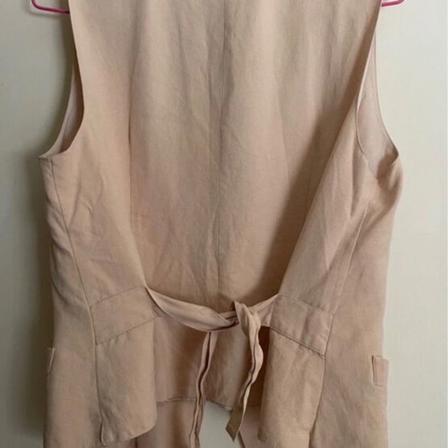 DKNY vest used, 100% silk, pink, size M