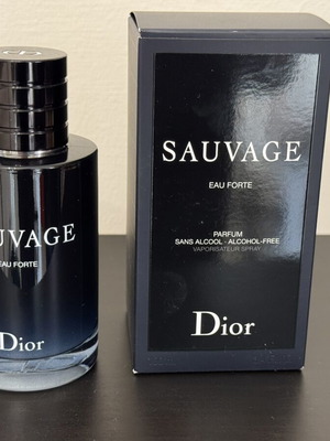 Dior Sauvage Eau Forte Eau de Parfum 100 ml σαν καινούργιο