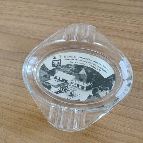 Ashtray with 6 opposite seats like new, Simca collectible 1960