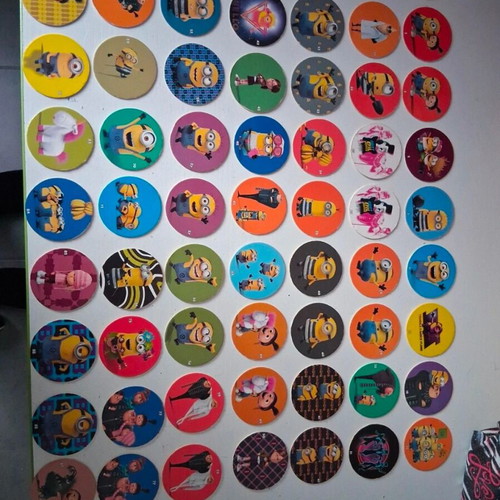 Chipicao Despicable Me 2017 collectible caps set of 68, like new