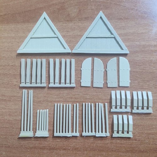 Ruined Medieval Castle 1/35 scale model kit new