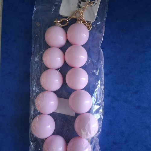 Statement necklace with large pink plastic beads and gold details new