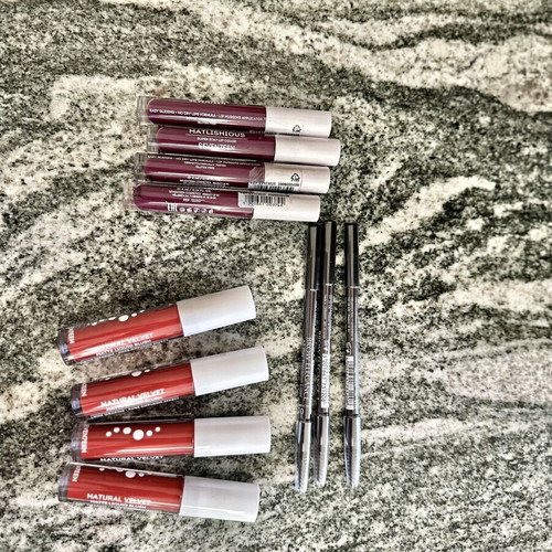 Seventeen Set new, sealed makeup collection with lip color and brow pencils