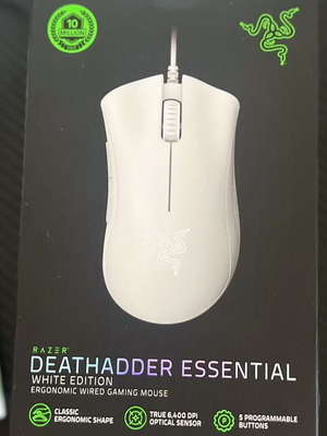 Razer DeathAdder Essential gaming mouse like new with side buttons