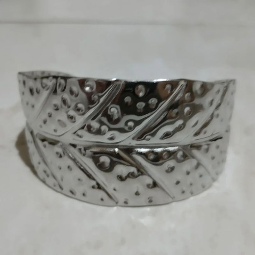 Statement bracelet boho jewellery minimal cuff bracelet cuffie like new