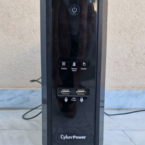 CyberPower CP1300EPFCLCD UPS Line-Interactive 1300VA 780W used with 6 Schuko outlets