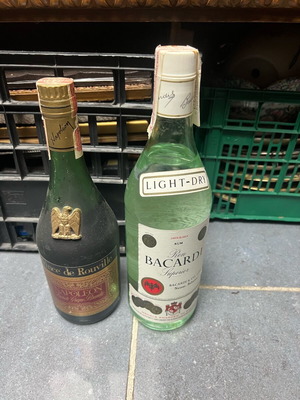 Ποτά Brandy και Bacardi σφραγισμένα, καινούργια