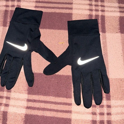 Nike gloves in good condition