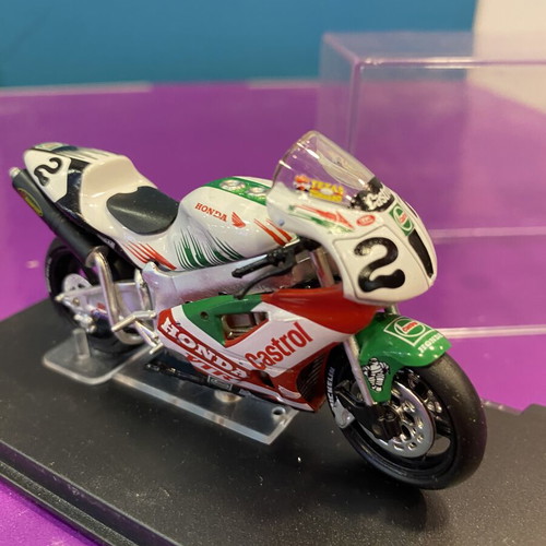 Honda VTR 1000 Moto GP Collection model 1:24, like new