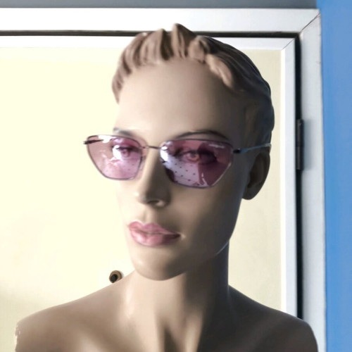Vogue 4316S 514976 56 sunglasses new, pink lenses