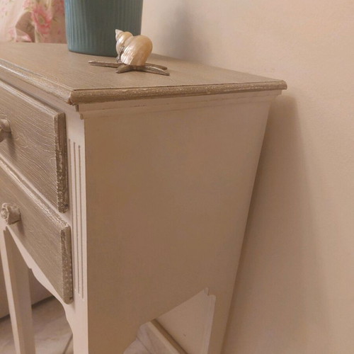 Inart nightstand like new