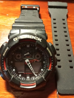 Casio G-Shock GA100 ανδρικό ρολόι μεταχειρισμένο, χρειάζεται μπαταρία και επισκευή λουριού