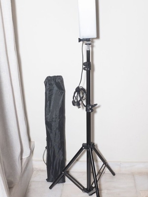 LED panel light with tripod stand