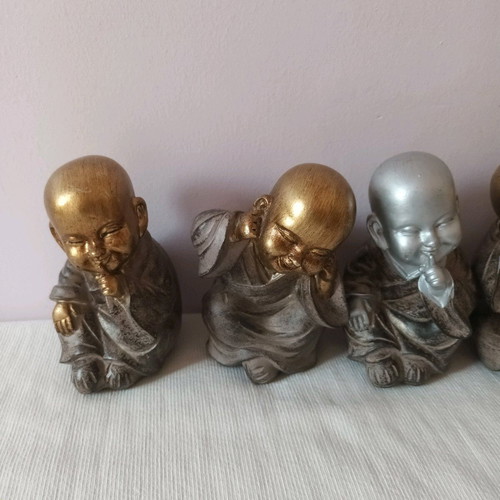 Buddha statues used, set of 5, height 15 cm