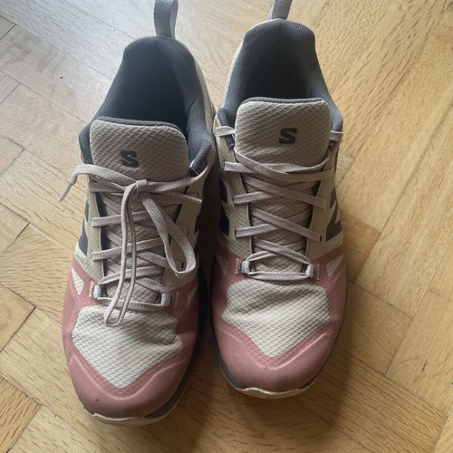 Salomon hiking shoes used, size 40, beige and orange