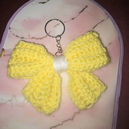 Handmade knitted keychain new, yellow with white