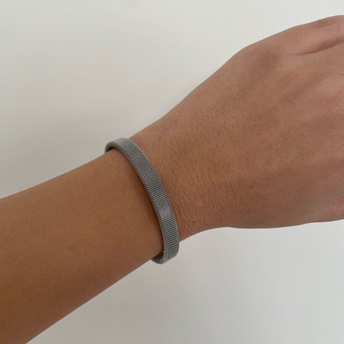 Bracelet cuff like new, silver tone, stainless steel