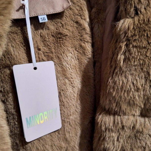 Minority parka jacket new beige with detachable fur