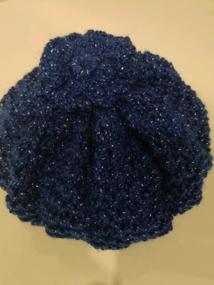 Handmade hat like new, blue with multicolored metallic thread