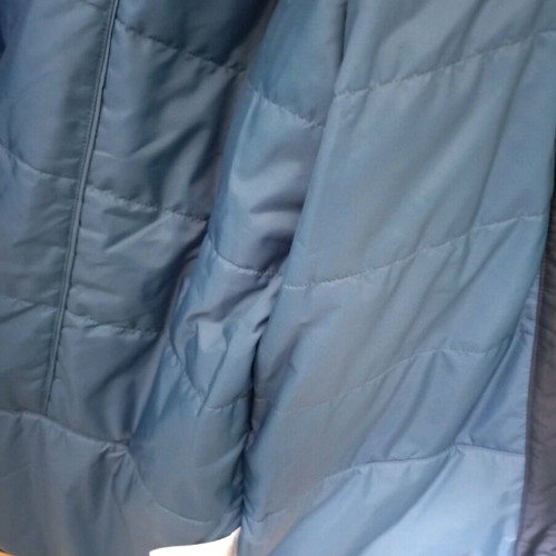 Columbia jacket new with hood, size large, blue turquoise