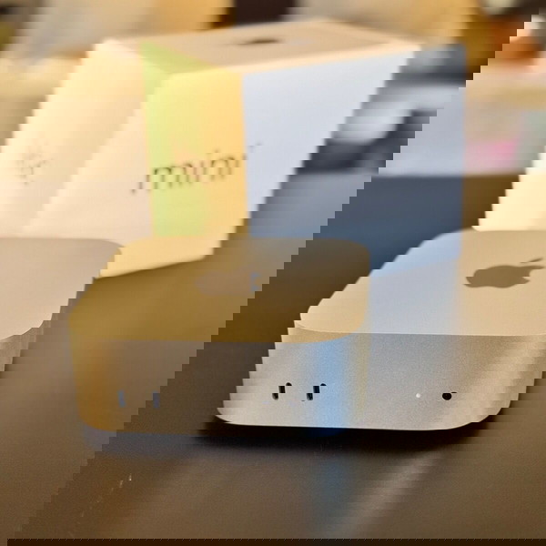Mac Mini M4 2024 16/256GB в отлично състояние