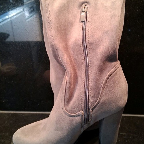 Grey boots size 36 new velour with thick heel