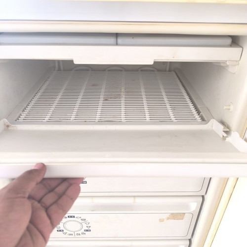 Siemens freezer used with six drawers