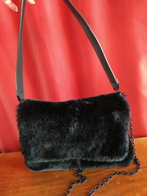Fur shoulder bag used, black