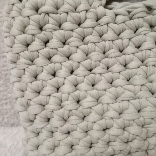 Knitted hand bag new with small cotton yarn