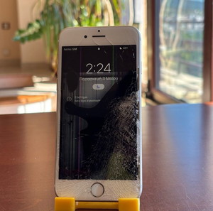iPhone 6s 100% υγεία μπαταρίας, σπασμένη οθόνη
