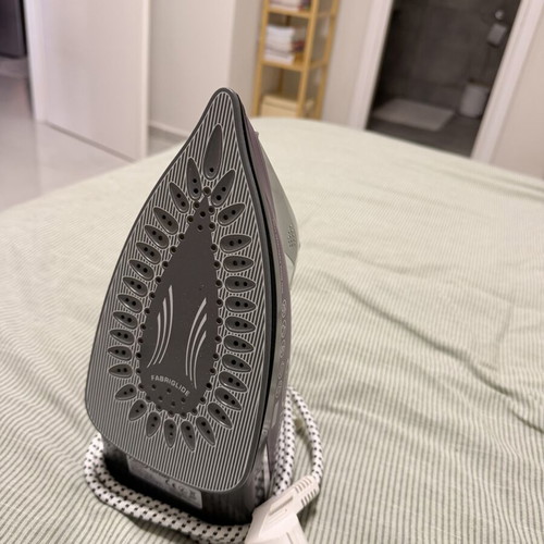 Juro Pro clothes iron 2400W