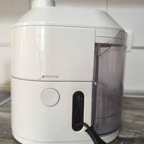 Braun juicer used with minor external damage
