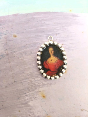 Elisabeth Bathory necklace new, steel and liquid glass