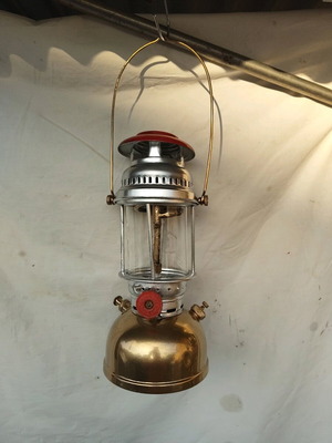 Storm lantern like new collectible antique vintage